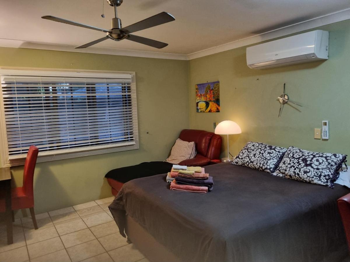 Homestay At Julie'S Cairns Exterior foto