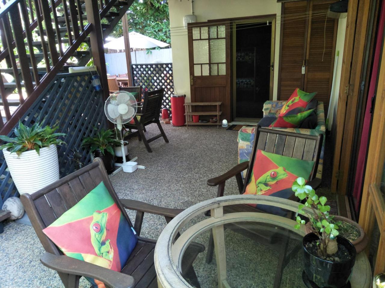 Homestay At Julie'S Cairns Exterior foto