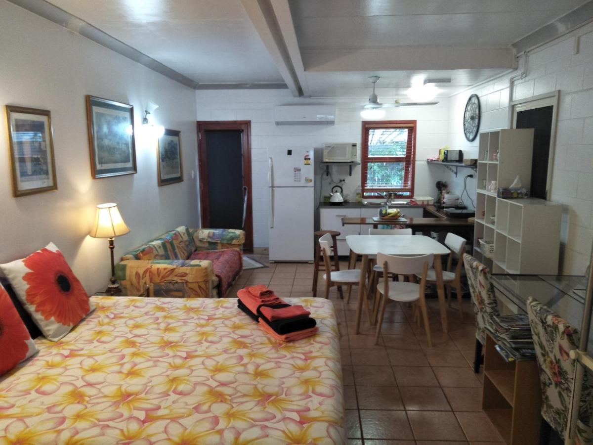 Homestay At Julie'S Cairns Exterior foto